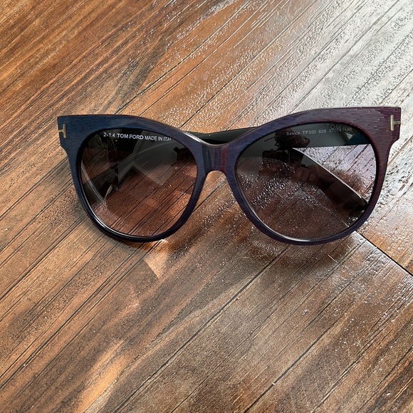 Authentic Tom Ford “Saskia” Sunglasses - Picture 3 of 12